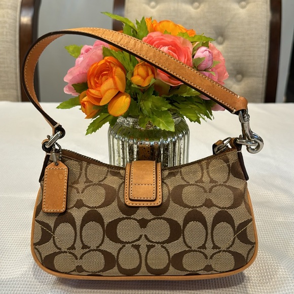 Authentic Coach small shoulder bag - Picture 3 of 11